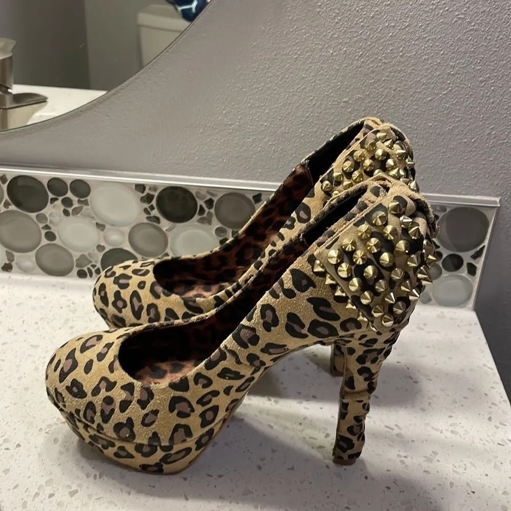 Betsey Johnson Women's Leopard Print Platform Heels + Gold Spikes - Picture 7 of 13